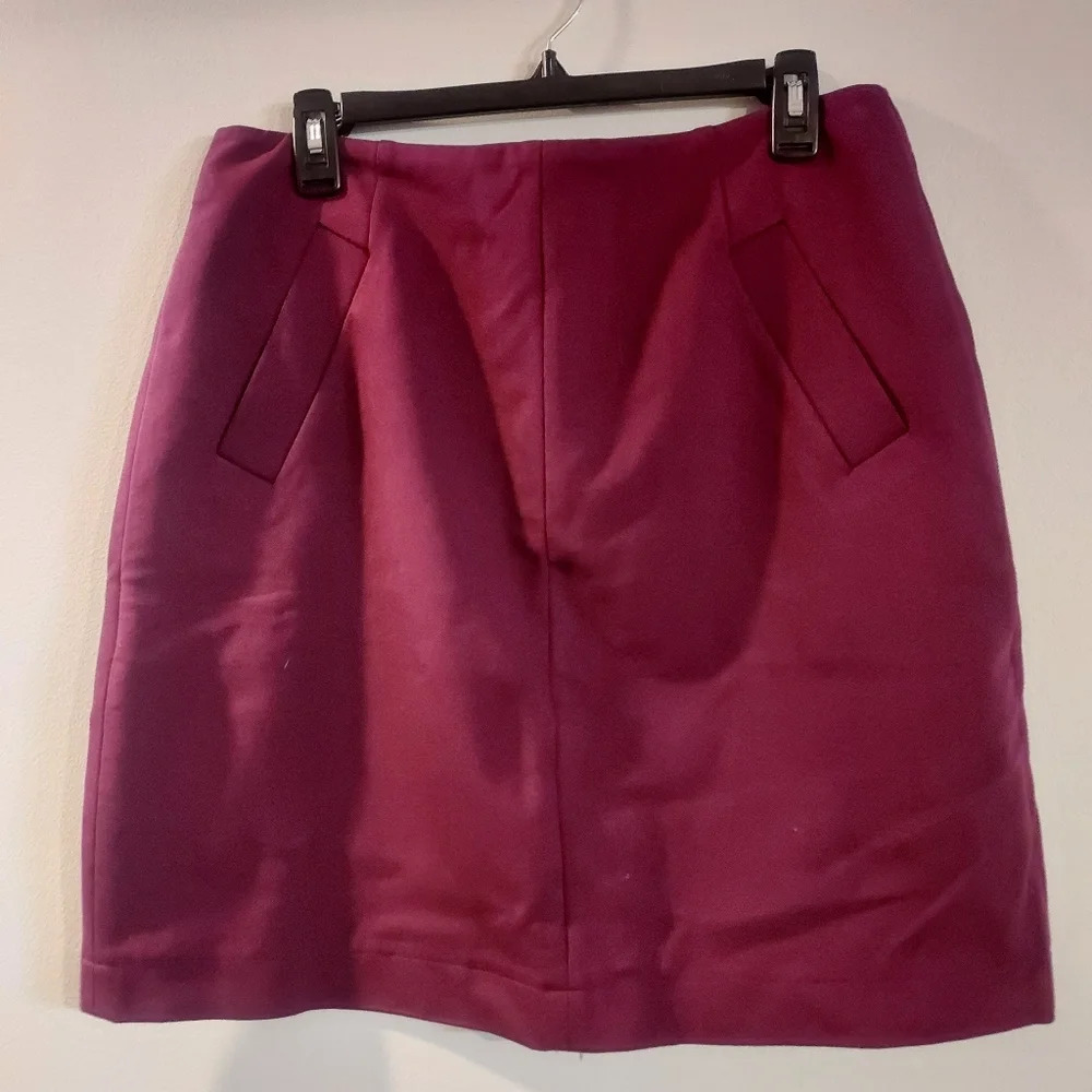 Lands' End Pretty Burgundy Pencil Skirt in Size 12P